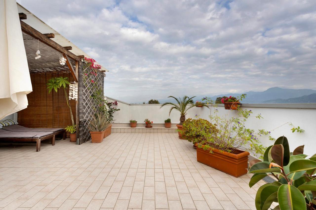 Attico Con Terrazza A Viareggio Apartman Kültér fotó